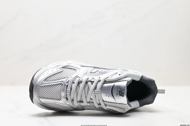 New Balance Shoes Resilient 3319