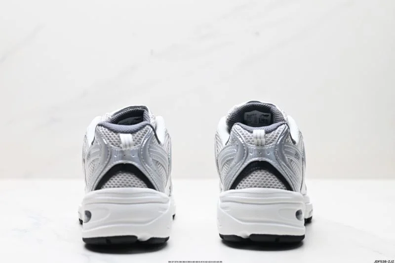 New Balance Shoes Resilient 3319