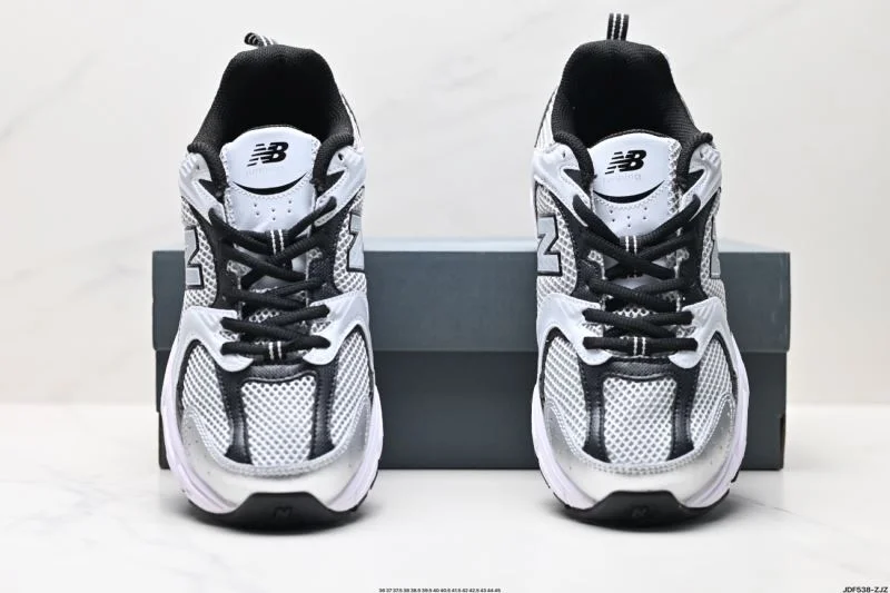Functional New Balance Shoes 3410