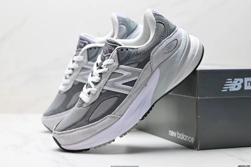 New Balance Shoes WellDesigned 3303