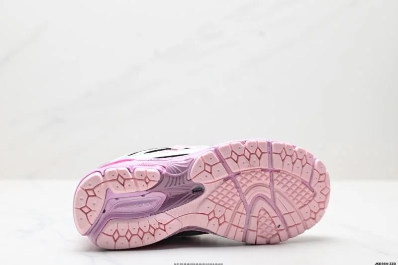 New Balance Shoes WaterResistant 3297