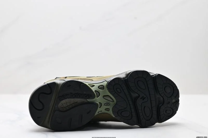 ModernLook New Balance Shoes 3298