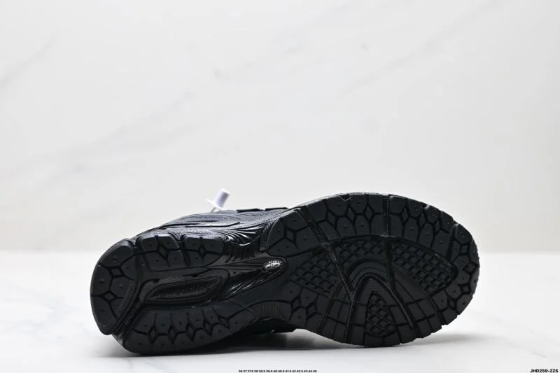 AllSeason New Balance Shoes 3301