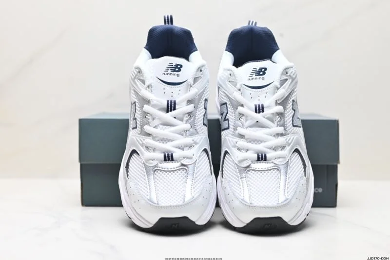 Bold New Balance Shoes 3280