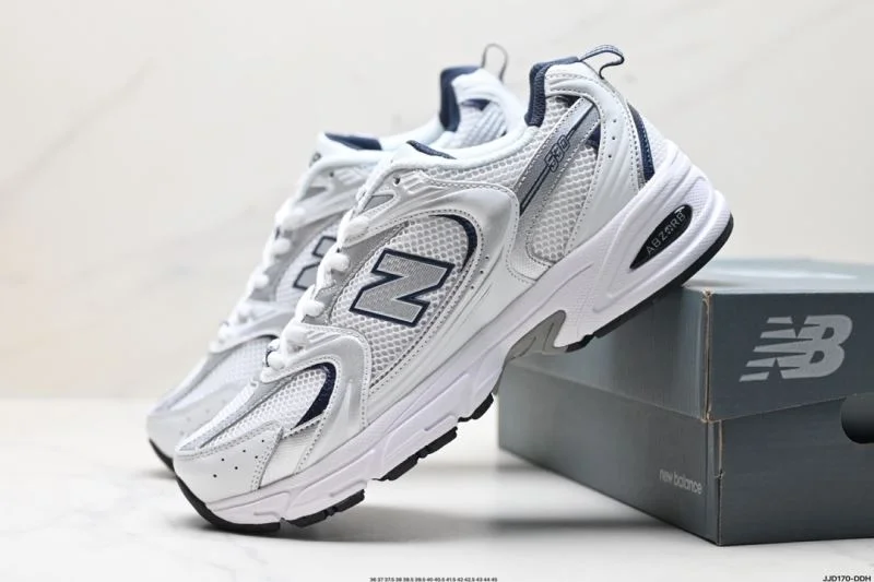 Bold New Balance Shoes 3280