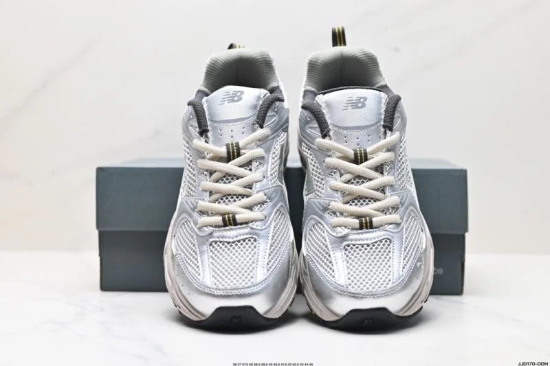 New Balance Shoes Popular 3272