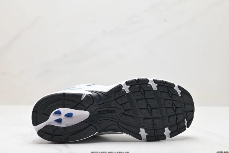 EyeCatching New Balance Shoes 3265