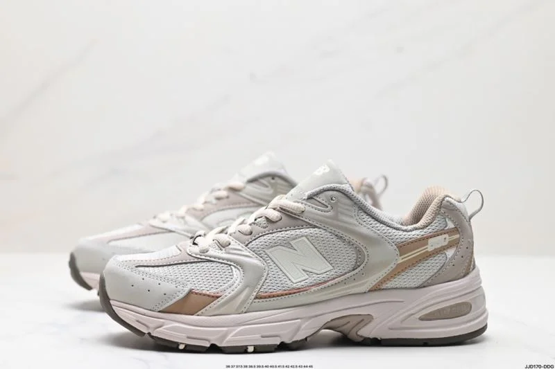 Lightweight New Balance Shoes 3263