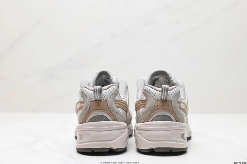 Lightweight New Balance Shoes 3263
