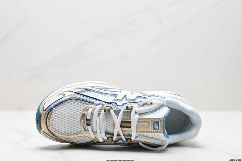GoAnywhere New Balance Shoes 3252