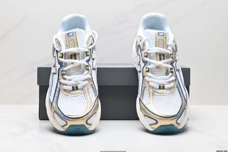 GoAnywhere New Balance Shoes 3252