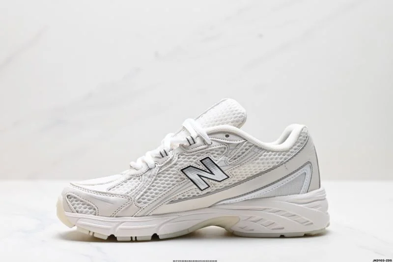 SportInspired New Balance Shoes 3251