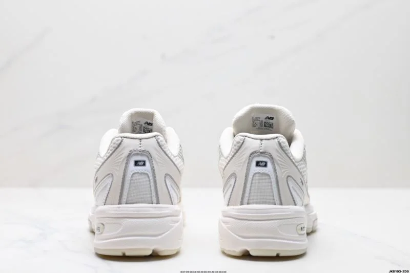 SportInspired New Balance Shoes 3251