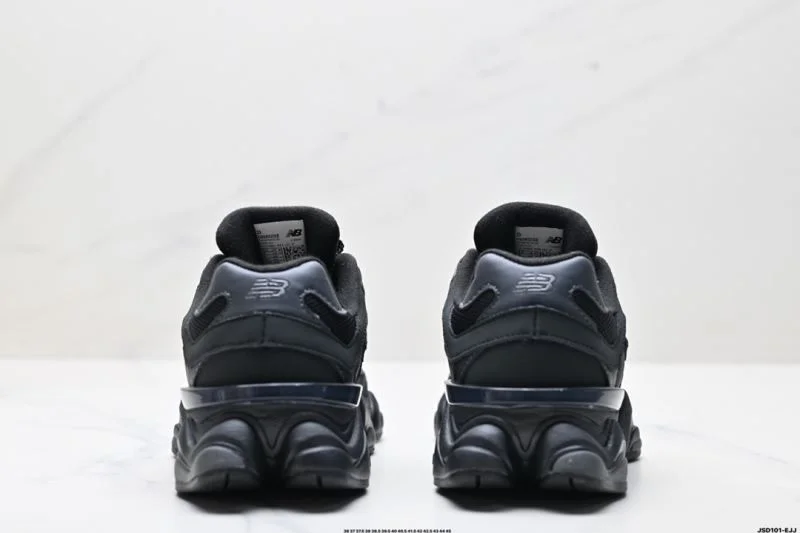 New Balance Shoes Stretchable 3239