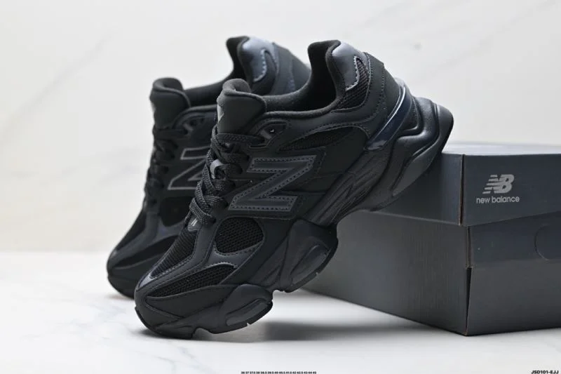 New Balance Shoes Stretchable 3239