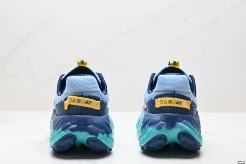 New Balance Shoes WellDesigned 3235