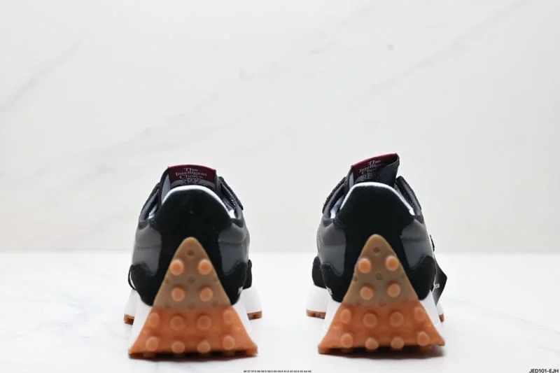 New Balance Shoes TravelReady 3232