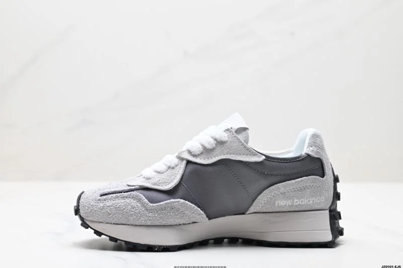 New Balance Shoes Neat 3221
