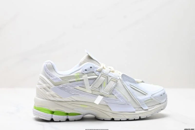 RelaxedFit New Balance Shoes 3226