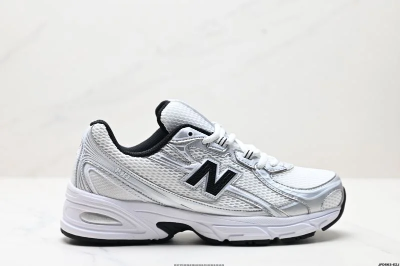 Youthful New Balance Shoes 3233