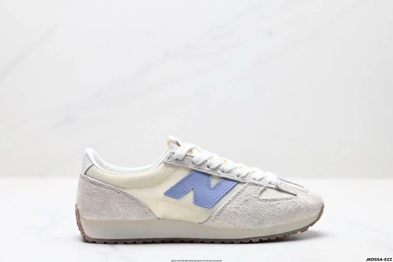 New Balance Shoes UrbanChic 3215