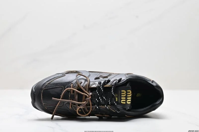 SportInspired New Balance Shoes 3211