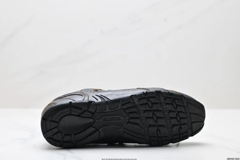 SportInspired New Balance Shoes 3211