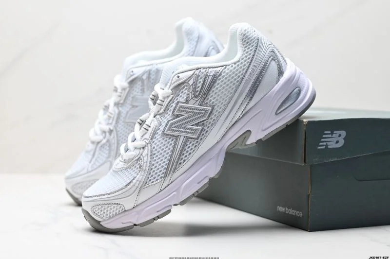 Effortless New Balance Shoes 3212