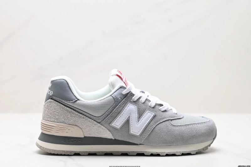 New Balance Shoes Chic 3216