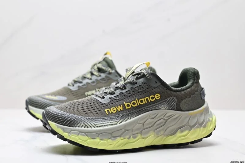 UrbanChic New Balance Shoes 3206