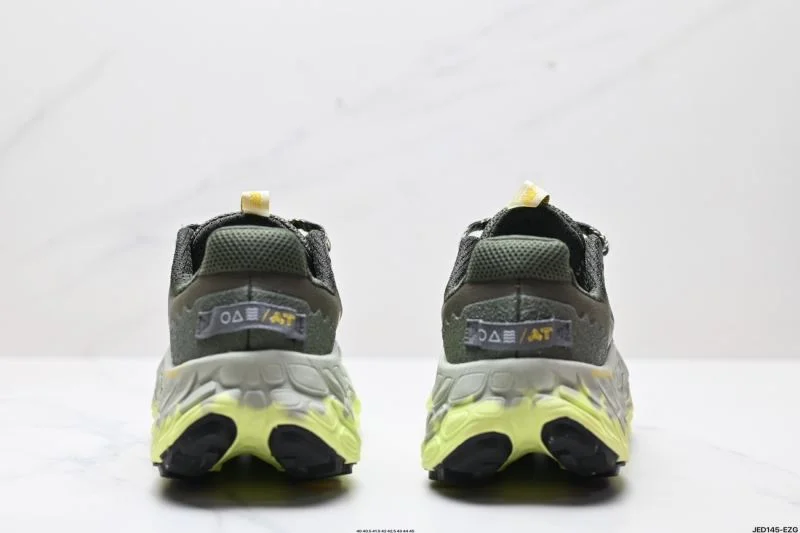 UrbanChic New Balance Shoes 3206