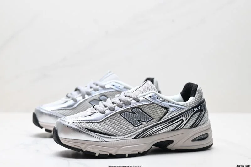 Comfortable New Balance Shoes 3225