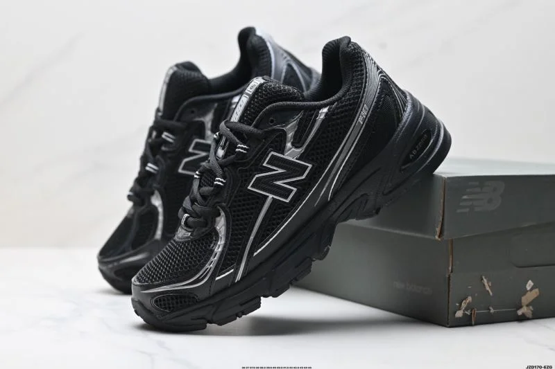 New Balance Shoes AllSeason 3223