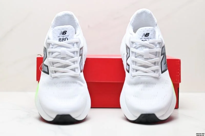 WaterResistant New Balance Shoes 3192