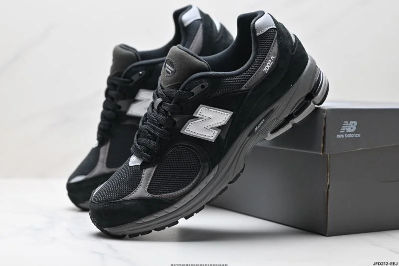 New Balance Shoes FashionForward 3187