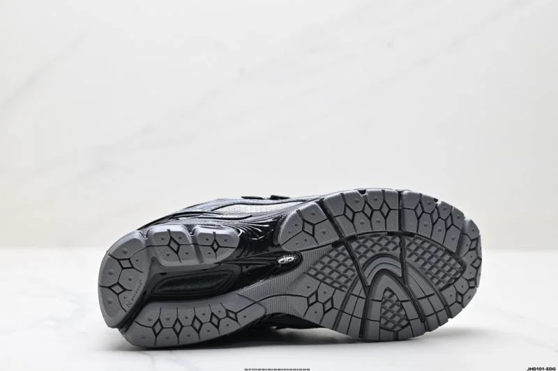 Neat New Balance Shoes 3195