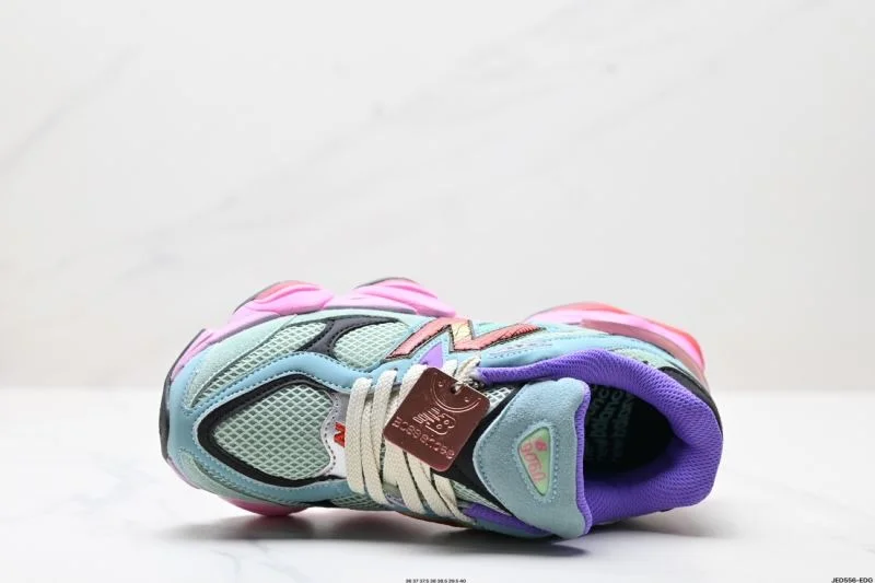 Supportive New Balance Shoes 3262