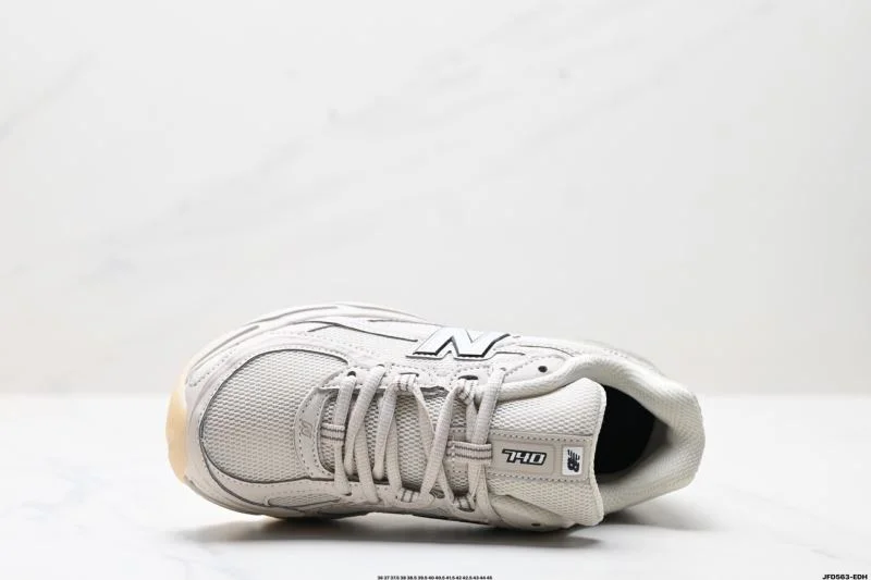 New Balance Shoes Vibrant 3284