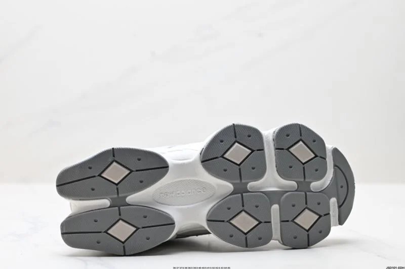 Stylish New Balance Shoes 3188