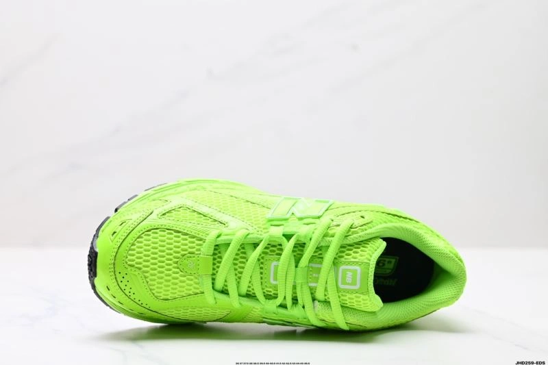 Classic New Balance Shoes 3180