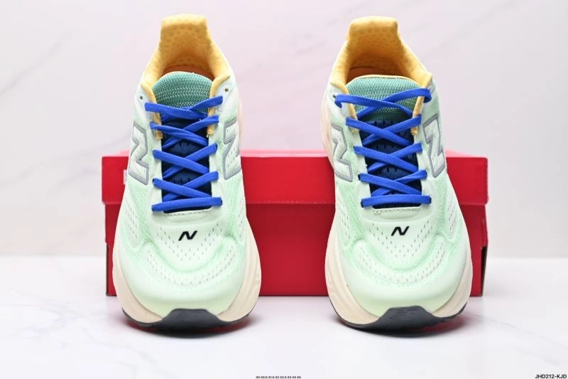 New Balance Shoes WaterResistant 3167