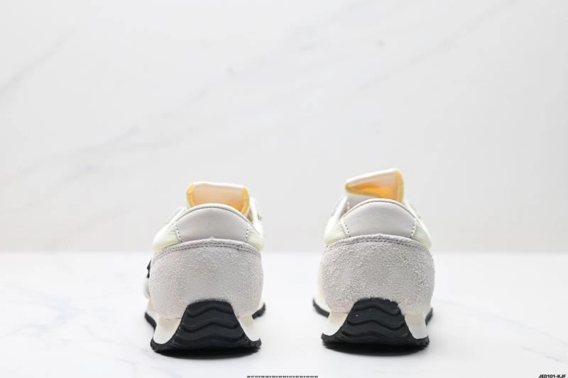Durable New Balance Shoes 3138
