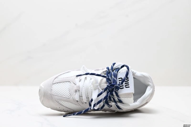 Practical New Balance Shoes 3142
