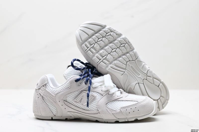 Practical New Balance Shoes 3142