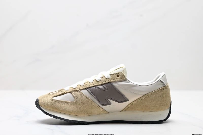 MoistureWicking New Balance Shoes 3139