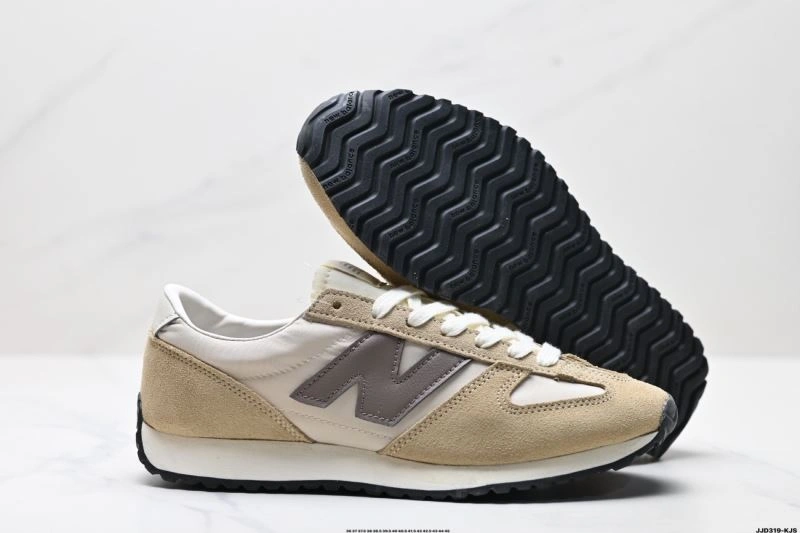MoistureWicking New Balance Shoes 3139