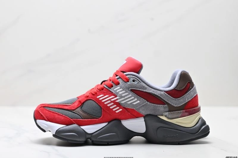 Supportive New Balance Shoes 3133