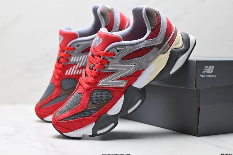 Supportive New Balance Shoes 3133