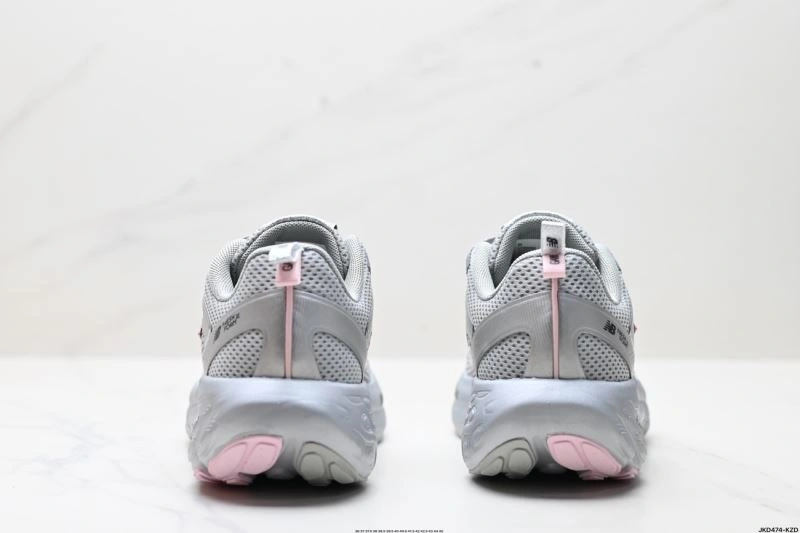 TechFriendly New Balance Shoes 3129