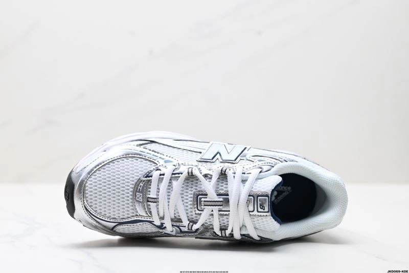 FastDry New Balance Shoes 3132